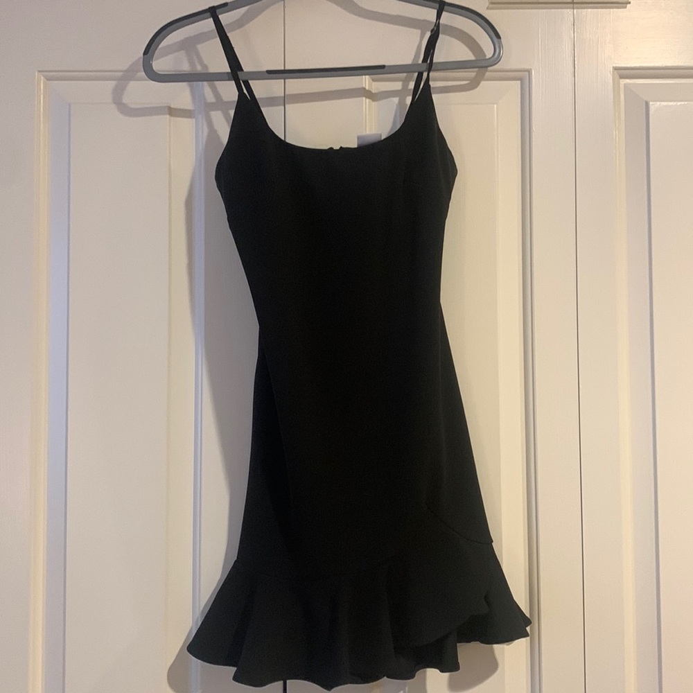 Cute Black Bodycon Selfie Leslie Dress with little bottom Ruffle